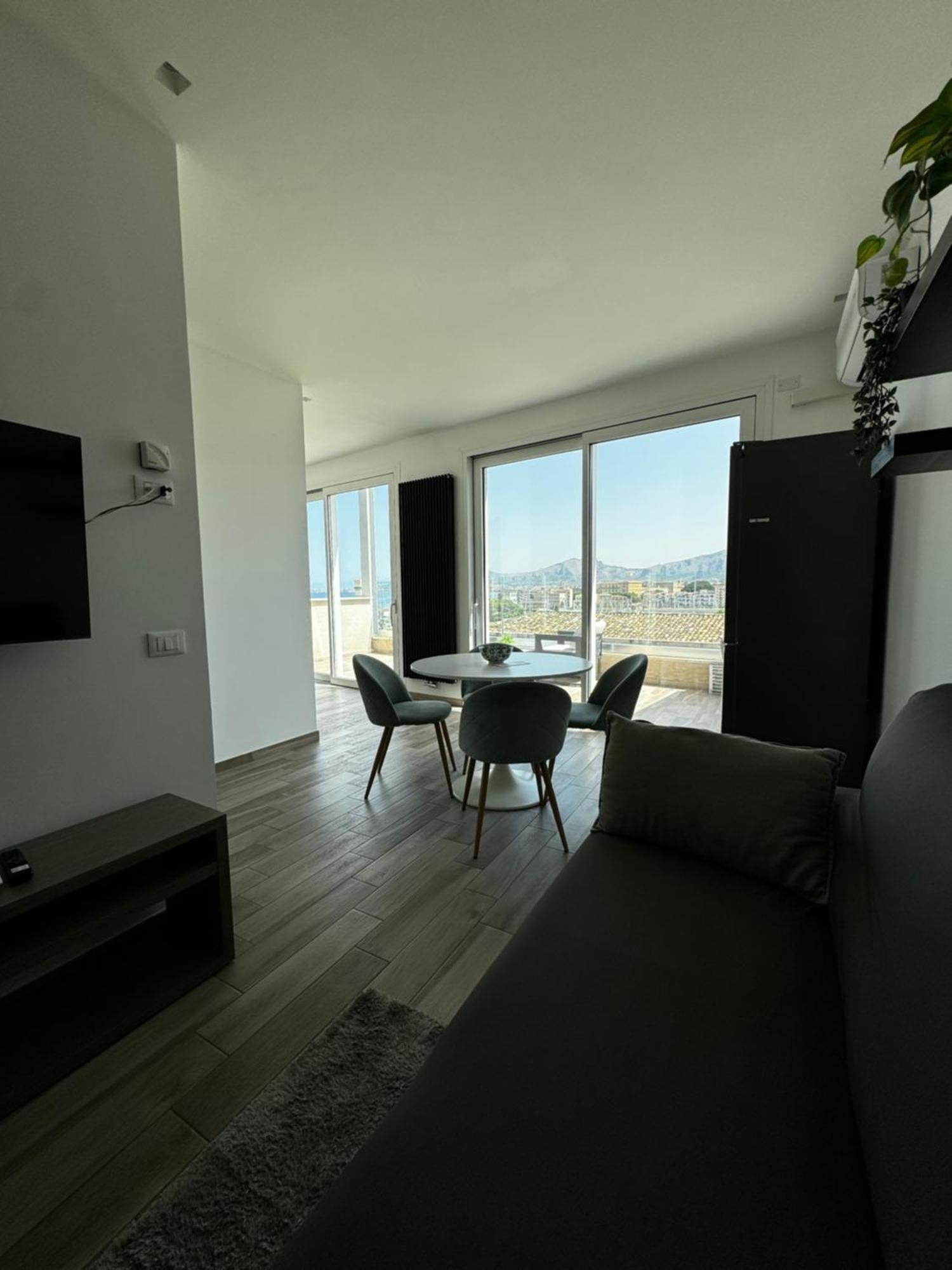 Palermo Inn Marina Exclusive View Extérieur photo