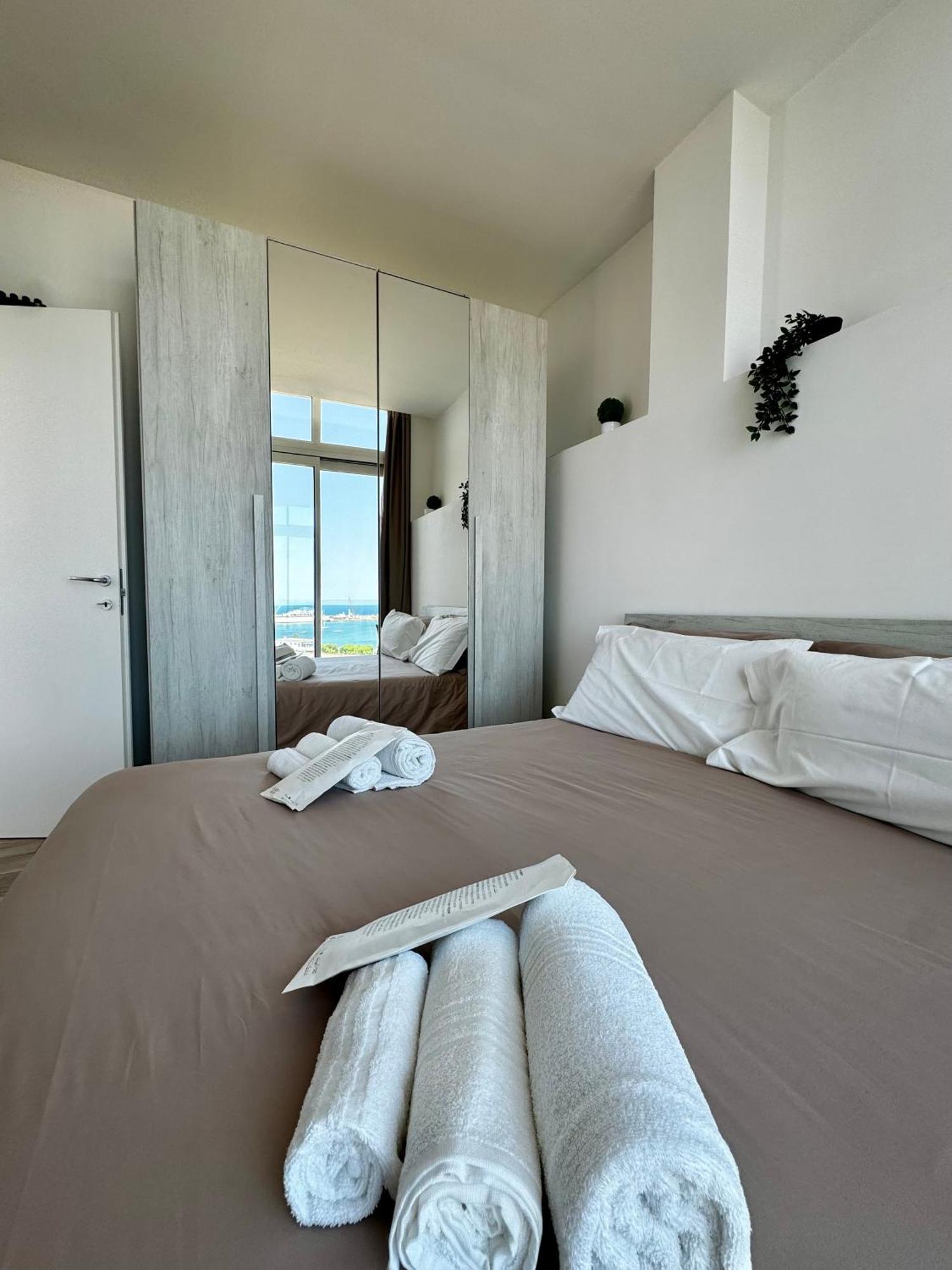 Palermo Inn Marina Exclusive View Extérieur photo