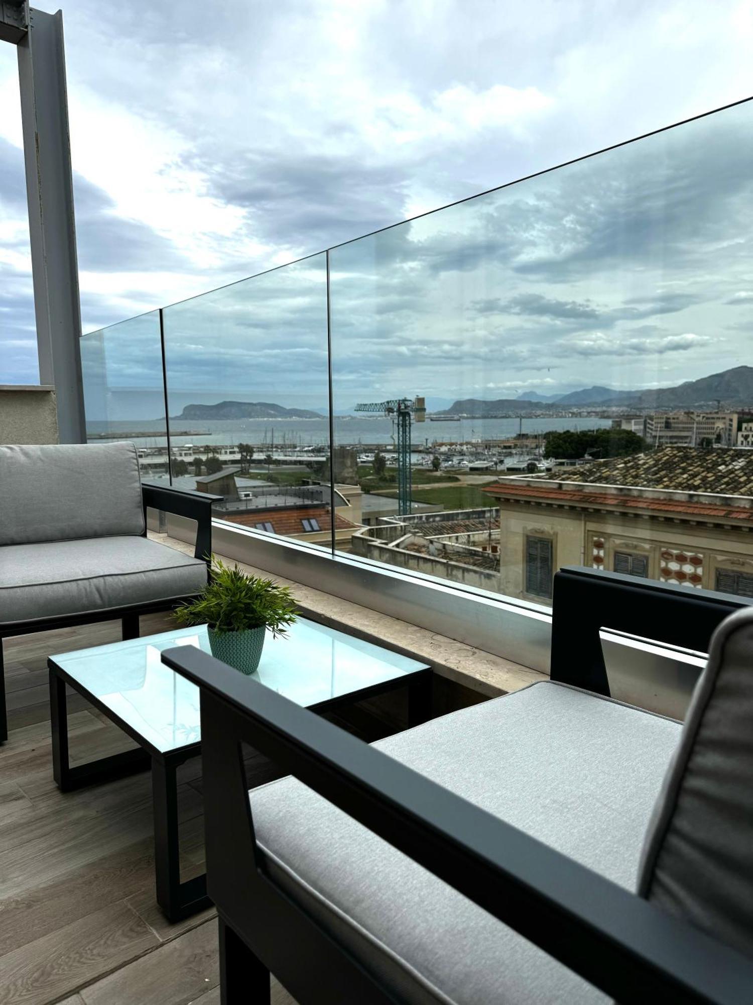 Palermo Inn Marina Exclusive View Extérieur photo