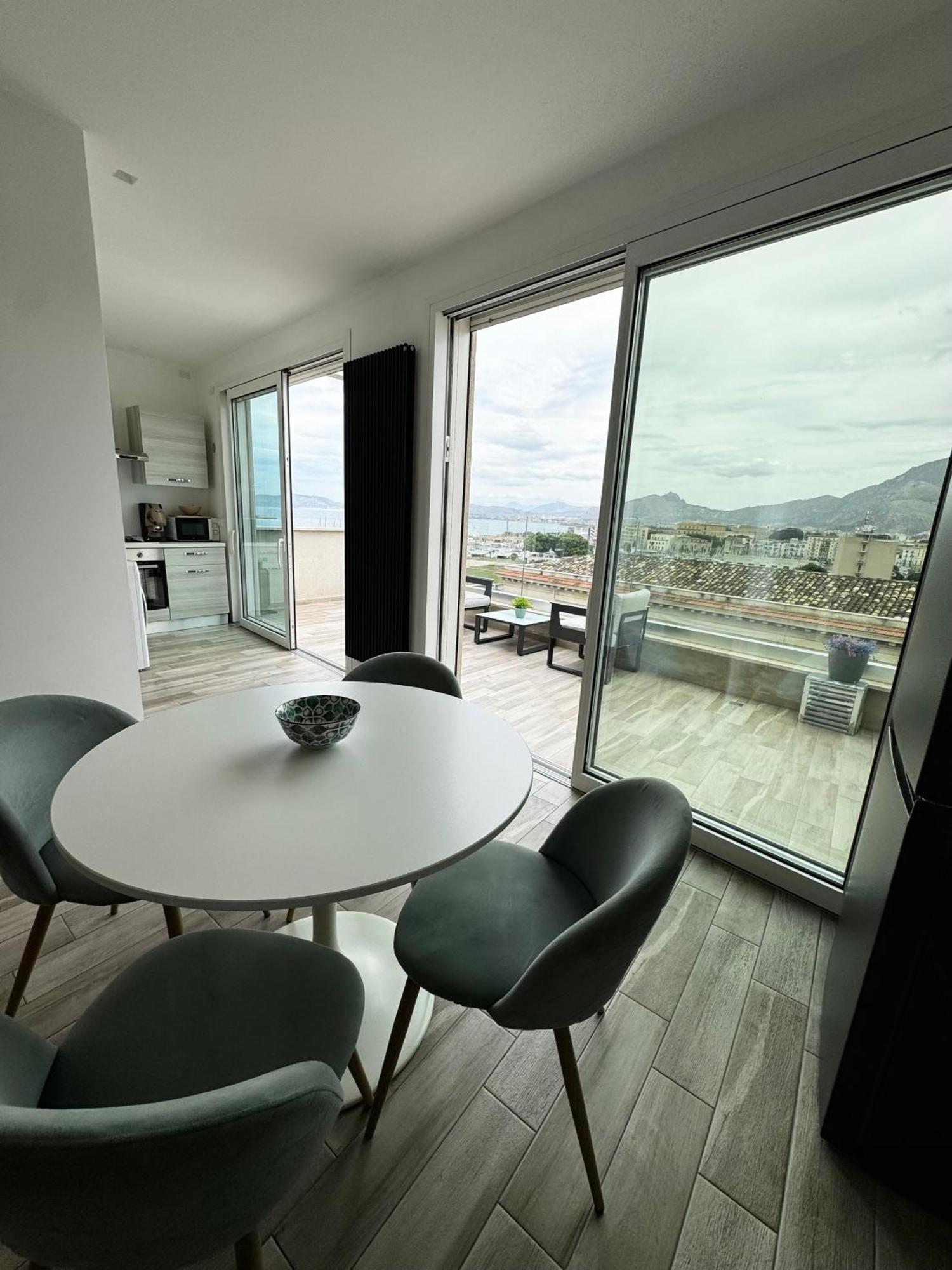 Palermo Inn Marina Exclusive View Extérieur photo